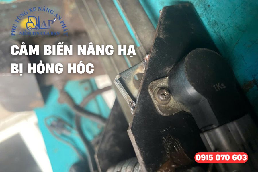 Cảm biến nâng hạ xe nâng của khách hàng bị hỏng hóc