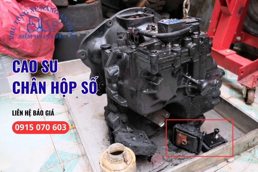 Cao su chân hộp số xe nâng hay còn gọi là cao su hộp số xe nâng, gối đỡ hộp số
