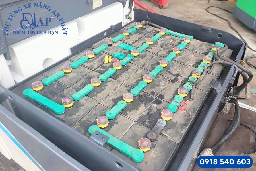 An Phát thực hiện sửa chữa xe nâng điện TCM giá rẻ cho khách hàng
