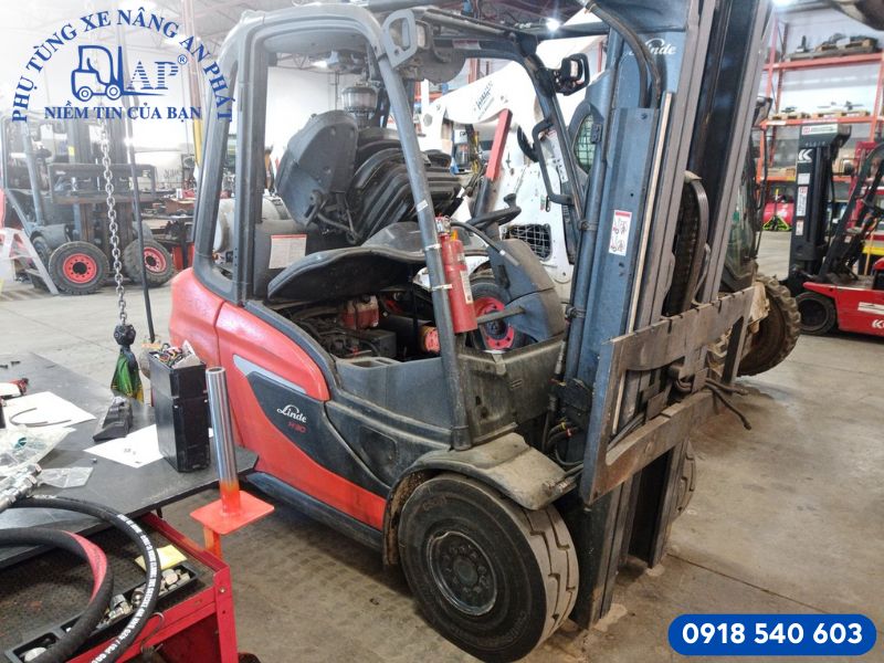Dịch vụ sửa chữa xe nâng Linde chuyên nghiệp của An Phát